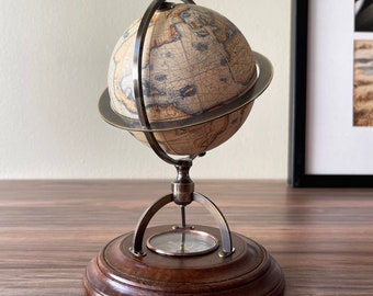 Tabletop globe online light