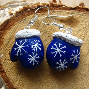 Orecchini guanti di Natale, Orecchini guanti fiocco di neve, Orecchini guanti di Natale, Guanti di Natale, Orecchini di Natale in polimero, fatti a mano