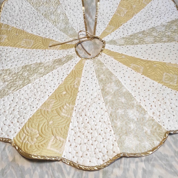 Gentle Spirit Quilted Tree Skirt NCU0NXD949