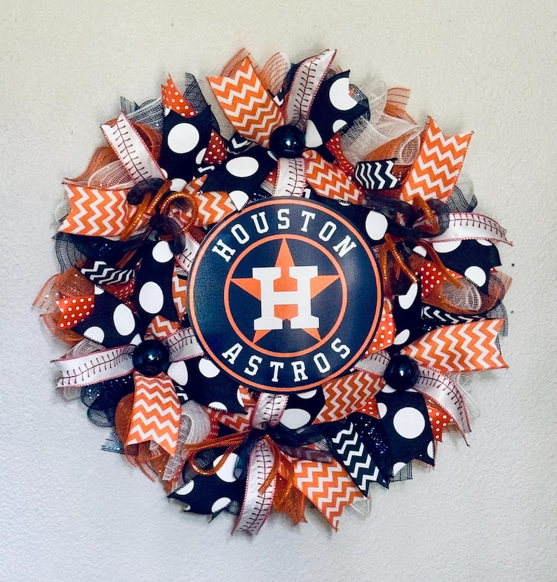 Pick Your Team Deco Mesh Baseball Wreath - Etsy