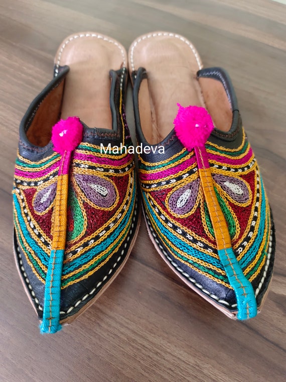 Mojari for womens hotsell