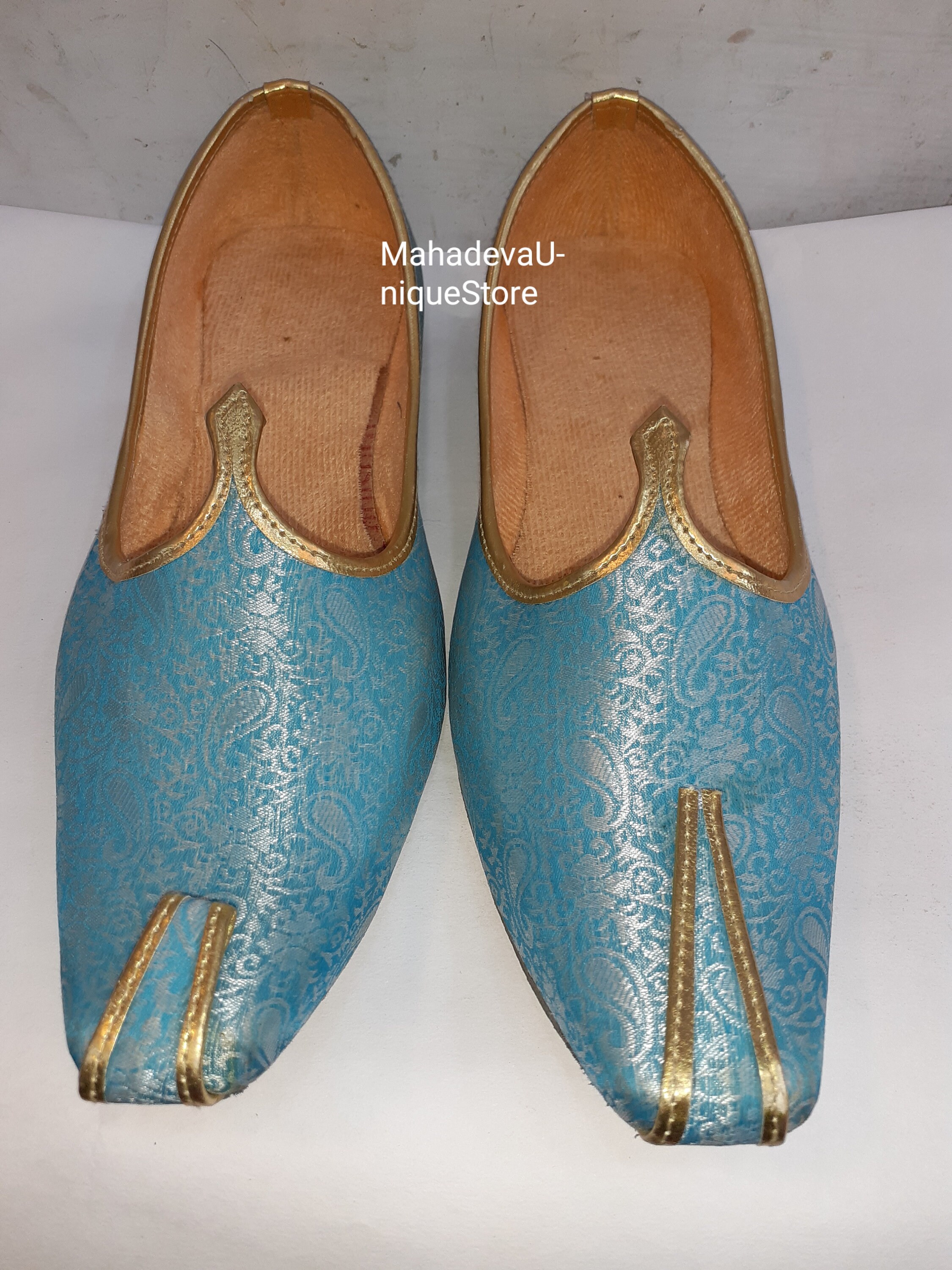 Amazon.com | Shoe Bazar Gold Punjabi Jutti for Men Mojari for Men Sherwani  Shoes for Men Jooti Wedding Shoes for Groom Loafers Slippers, Yellow Gold,  7 | Loafers & Slip-Ons