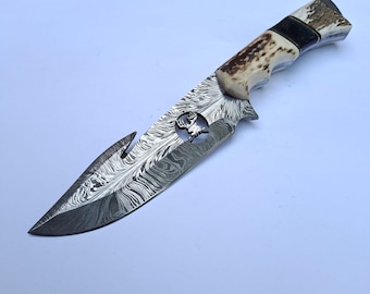 ダマスカス鋼製ハンティングナイフ（鹿の角柄） – サバイバルキャンプツール