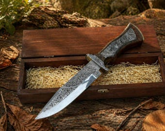 Handgegraveerd damascus stalen bowiemes houten kist camping jacht cadeau voor hem Bruidsjonkers
