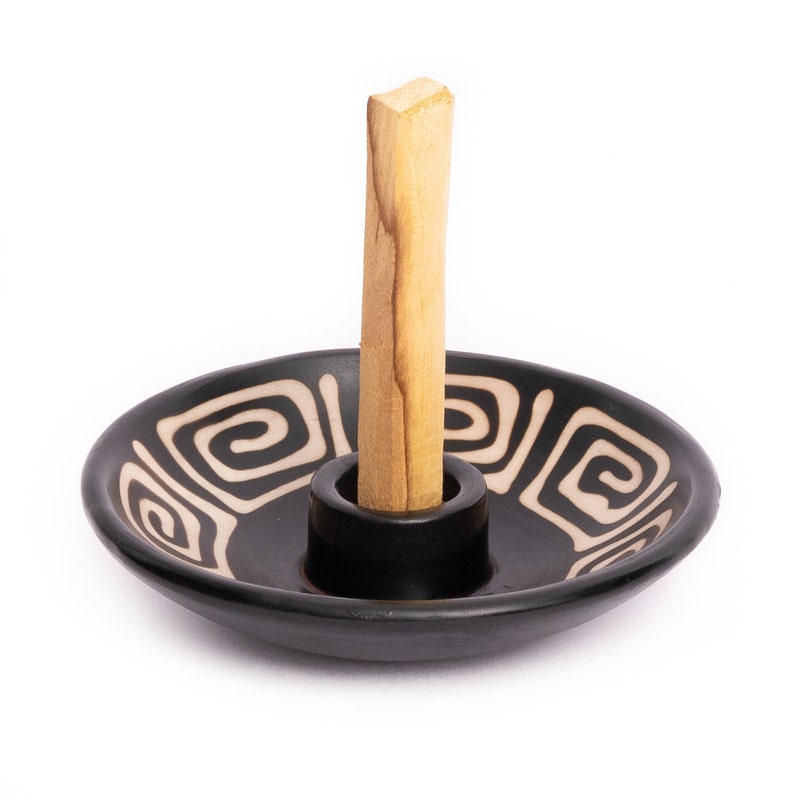 Ręcznie robiony peruwiański pojemnik na palo santo z patyczkami: Chulucanas Pottery Black Maze