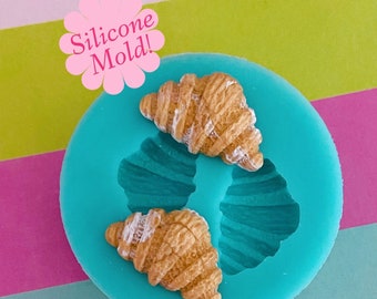 18mm x 30mm miniature croissant shape silicone mold/ mould (Matte)