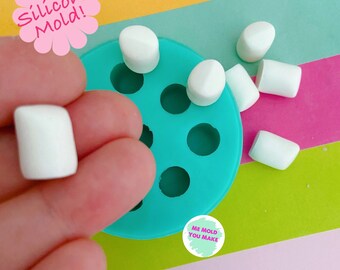 Silicone mold of mini marshmallows