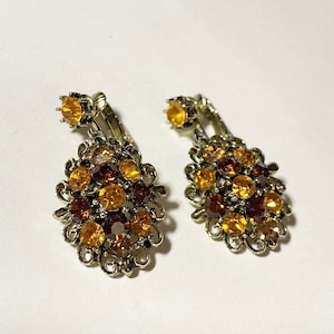 Vintage Clip On Earrings