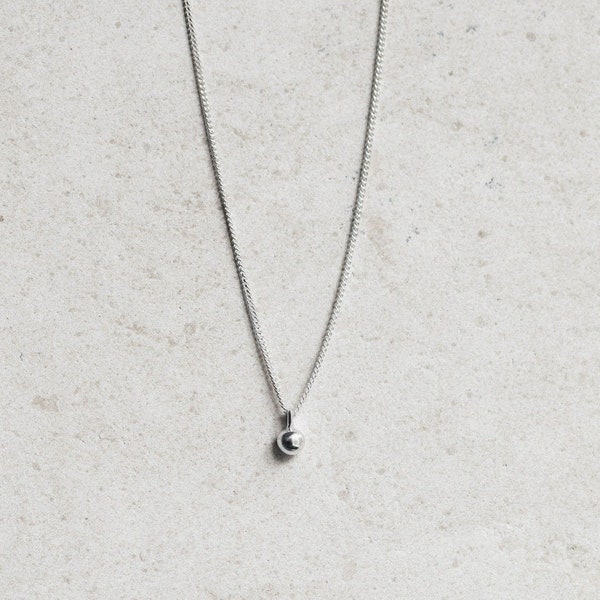 Minimalist Necklace with Tiny Ball Pendant I Layered necklace