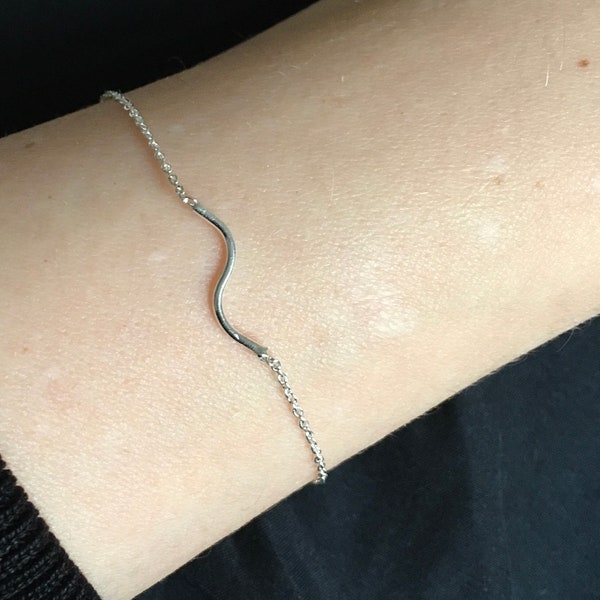 Dainty Bracelet I Simple  silver Bracelet I Minimalist wave bracelet