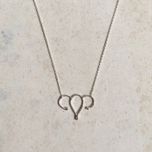 Pro Choice Ketting I Minimalistische Zilveren Ketting I Feministische ketting afbeelding 1