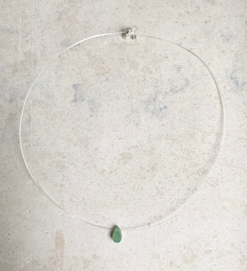 Dainty, minimalist choker, Natural stone necklace 画像 1