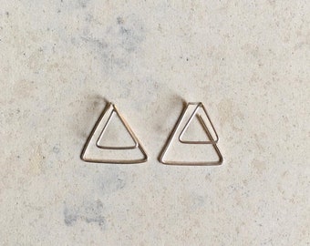 Triangle ouvert, cerceaux uniques, bijoux minimaux, cerceaux doubles