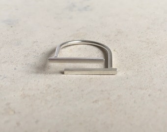 Anillo minimalista, anillo geométrico único.