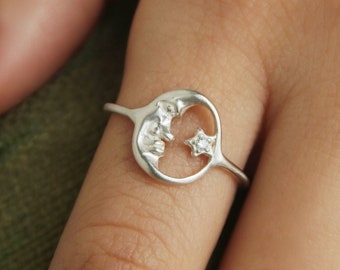 Night Sky Ring, Crescent Moon sterling silver Ring, Delicate cz moon ring