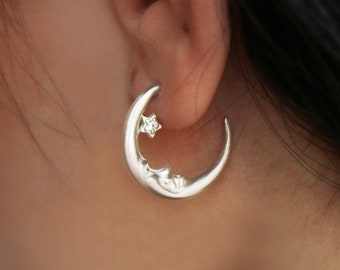 Pendientes de aro con forma de media luna tallados a mano, con topacio y una pequeña estrella – Delicada joyería celestial de plata de ley – Regalo único con fases lunares para ella
