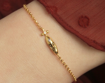 Slim Morfi Chain Bracelet, Sterling silver celestial moon bracelet, Delicate gold moon bracelet