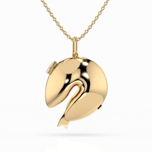 The Fortune Cookie, Friendship jewelry
