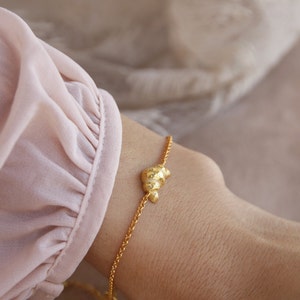 Bracelet croissant doré, bracelet à breloques croissant, bracelet délicat en or torsadé parisien français image 5