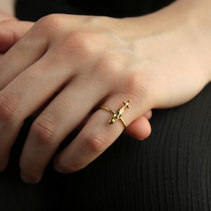 Slim Morfi Faced Ring, Crescent Moon Ring, Dainty ring, Sterling silver ring, Anniversary gift, gold plated moon ring, promise ring