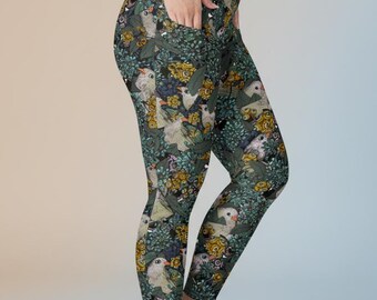 Colorful bird print leggings - Botanical pattern for sports, yoga, or the next festival! High-waisted with pockets. Detailed print.