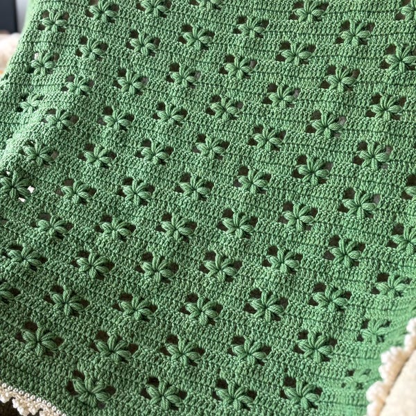 Schema all'uncinetto, schema per coperta all'uncinetto, coperta a fiori, coperta da tiro, schema all'uncinetto con fiori, coperta moderna all'uncinetto per neonati, 7 TAGLIE