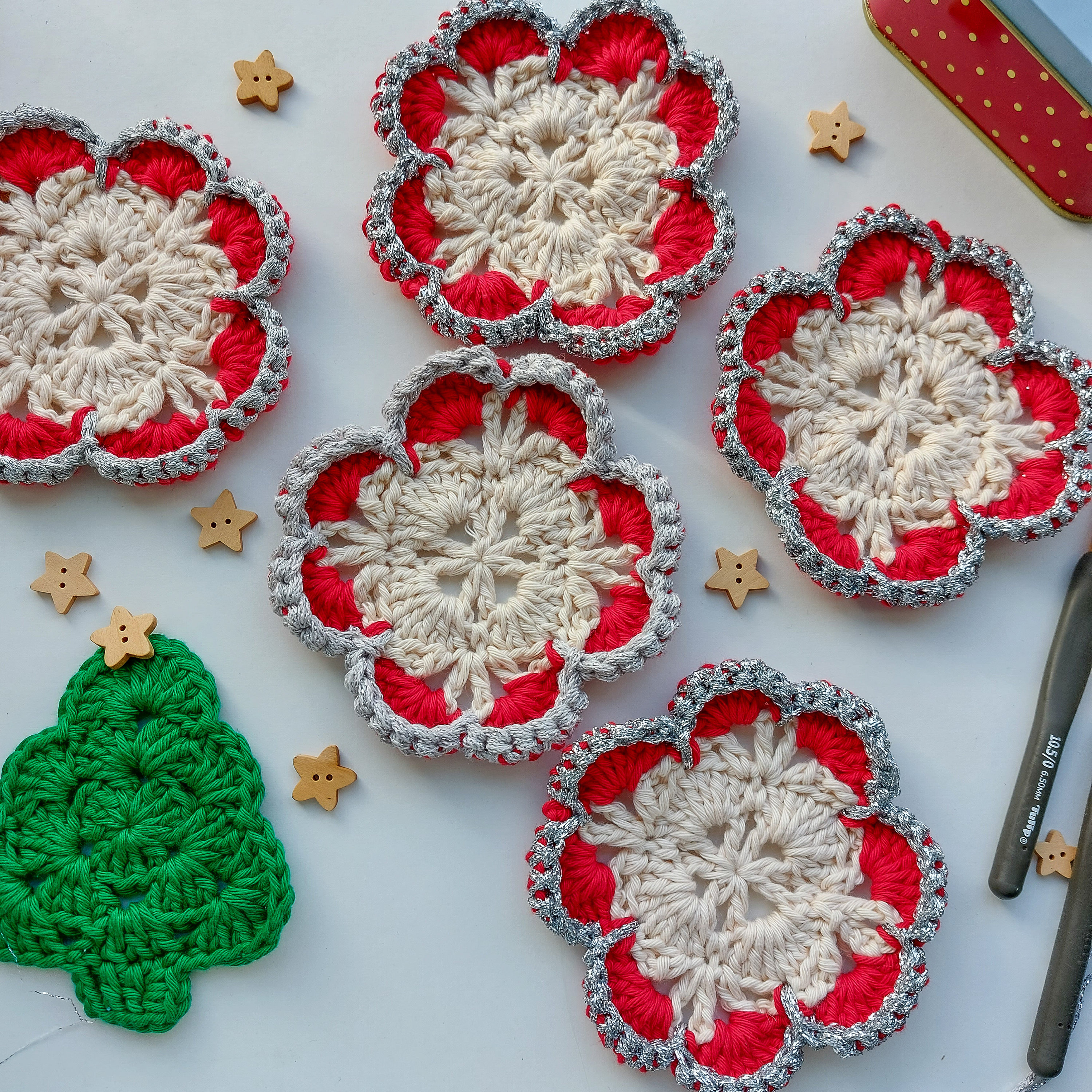 39 Christmas Coaster Crochet Patterns for Festive Table Decor, Gifts, and Cozy Holiday... 8 Crochet Christmas Coaster Pattern: Flower Decorations