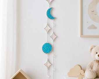Personalisierter Mond Suncatcher für Kinderzimmer, Babypartygeschenk, Geschenk für den ersten Geburtstag, Benutzerdefinierte Farbe Celestial Decor für Zimmer