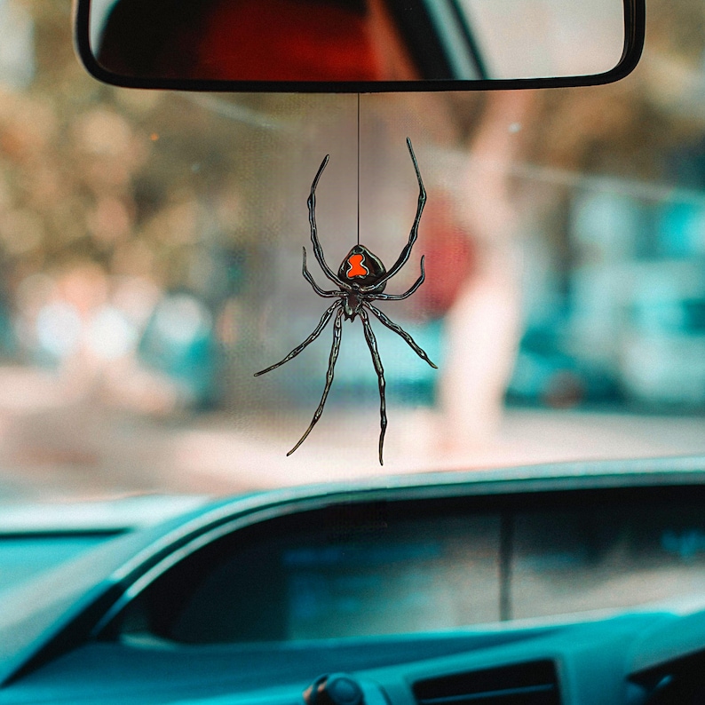 Autobedel spin van echt glas in lood – Hekserijdecor met zwarte weduwe-spin afbeelding 1