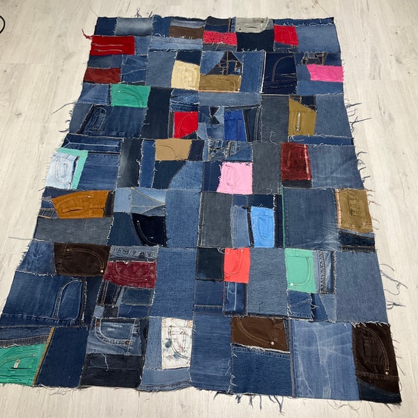 Patchwork en jean pour la créativité, toile faite main pour votre projet à partir de jeans recyclés