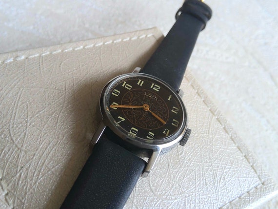 Soviet russian LUCH classic womens watch, 1980's - image 6