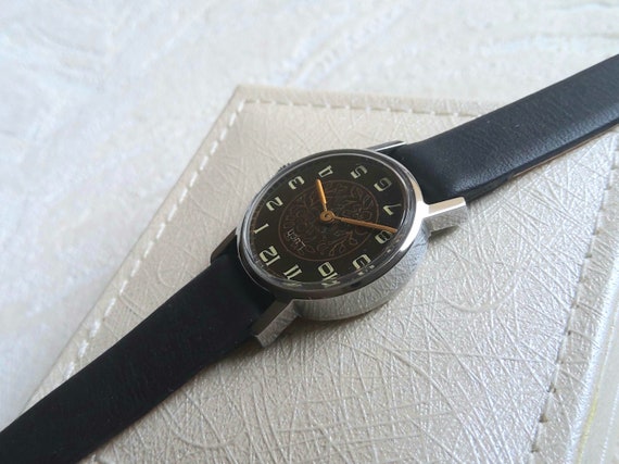 Soviet russian LUCH classic womens watch, 1980's - image 4