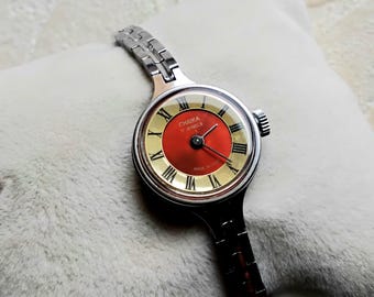 Vintage CHAIKA woman&#39;s watch, coctail watch, minimalist watch, Ca.1601A, 17 j