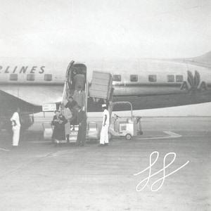 Vintage American Airlines jet