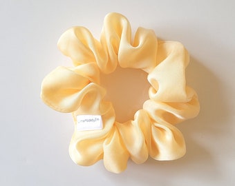 Light Yellow Scrunchie \ Scrunchie \ Hair Scrunchies \ Hair Accessories \ Colorful Fashion /  Yellow Headband / Canadian Seller