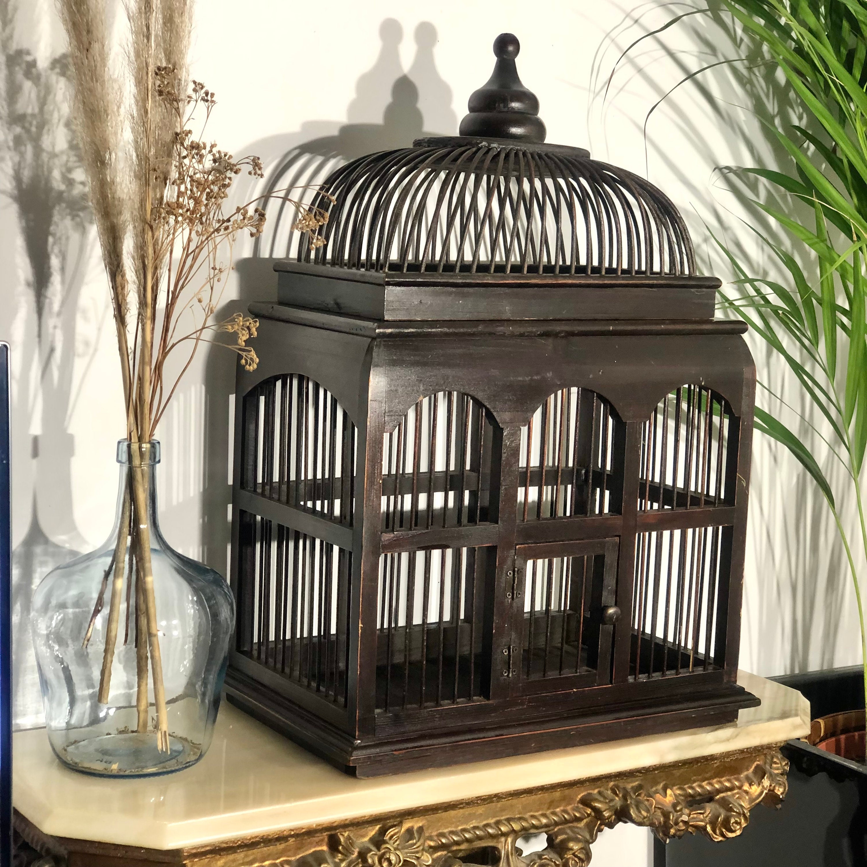 Deco 79 Victorian Style Bird Cage with Wrought Iron : : Patio,  Lawn & Garden