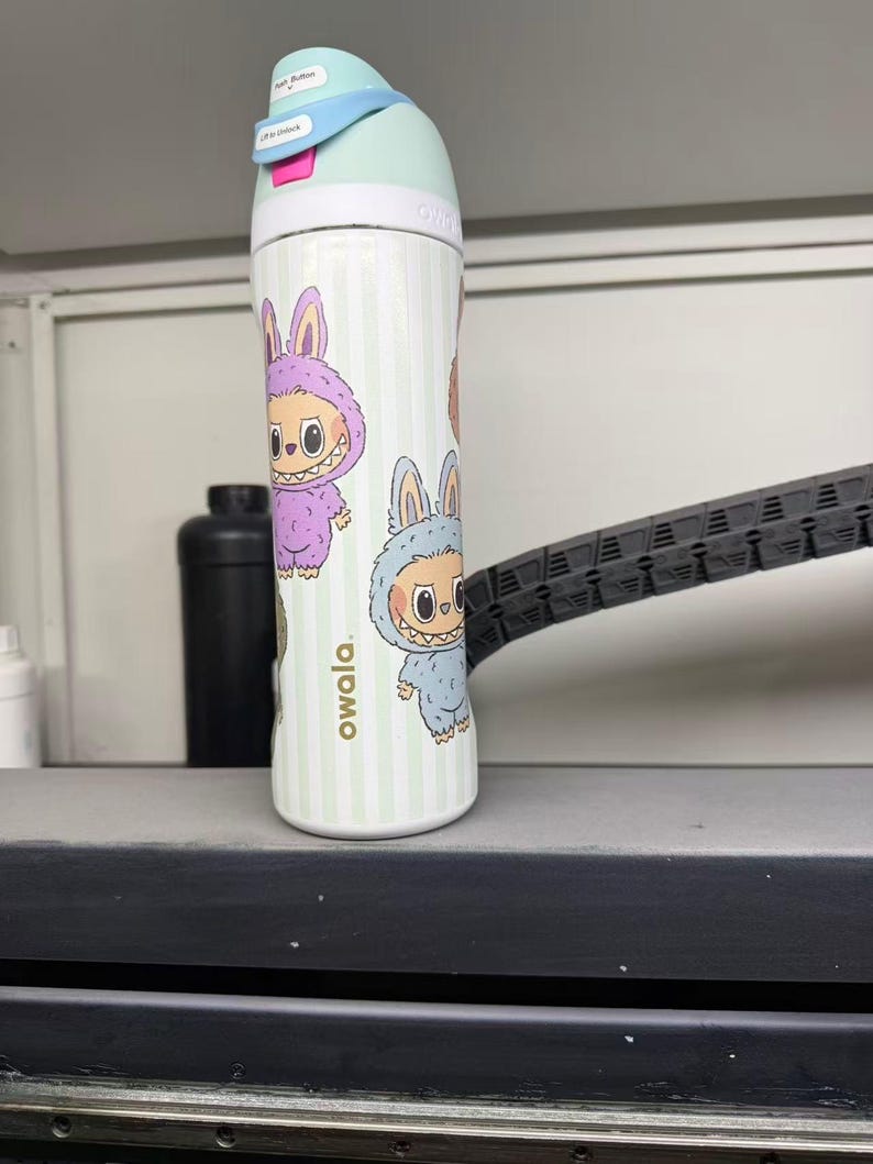 Botella de agua de los monstruos, sorbo gratis, 24 oz imagen 5