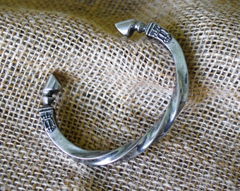 War Horse Viking Bracelet for Men | Handmade Titanium Cuff Bracelet | Mens Nordic Bracelet | Norse Jewelry | Gift for Him