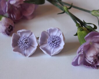 Handmade Lavender Flower Earrings: Polymer Clay Floral Design