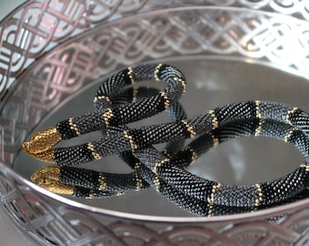 Collar de serpiente con cuentas hecho a mano: joyería de pitón de plata y oro