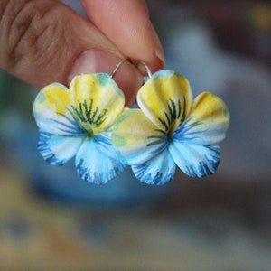 Pansy Earrings, Blue earrings,yellow earrings Flower Jewelry, Clay Earrings, Bridal Earrings, Floral Earrings