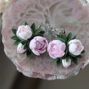 Pfingstrose Ohrringe, Rosa Blumen Ohrringe, Fimo Blumenschmuck, Damengeschenk,
