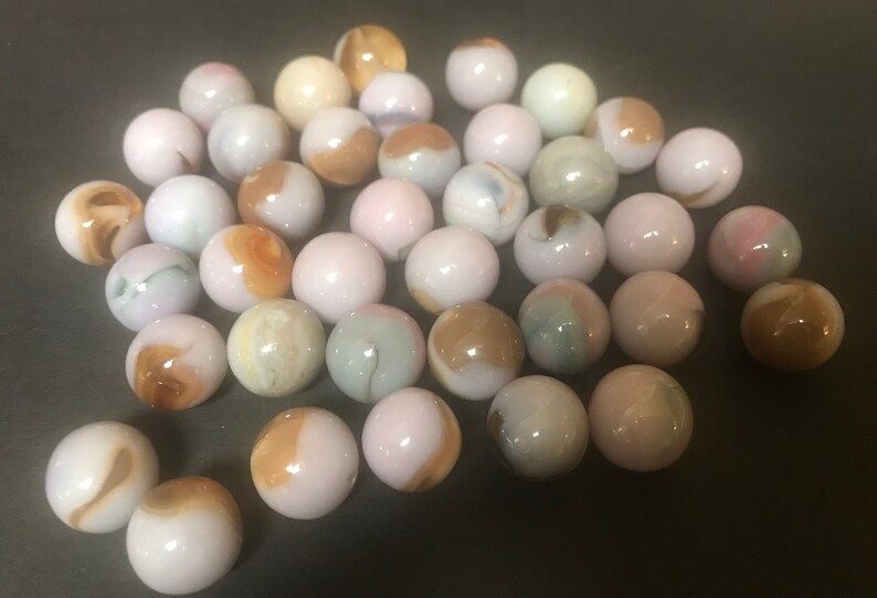 39 Players 39 AGATE opaque purple Marbles with Brown swirls Mint #18