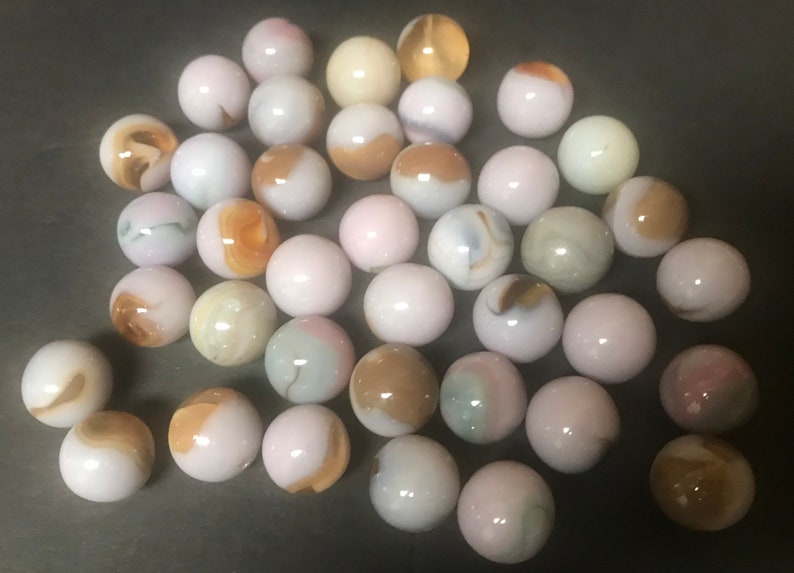 39 Players 39 AGATE opaque purple Marbles with Brown swirls Mint #18