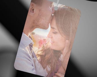 Deodorante per auto personalizzato: accessorio da appendere al veicolo con foto.