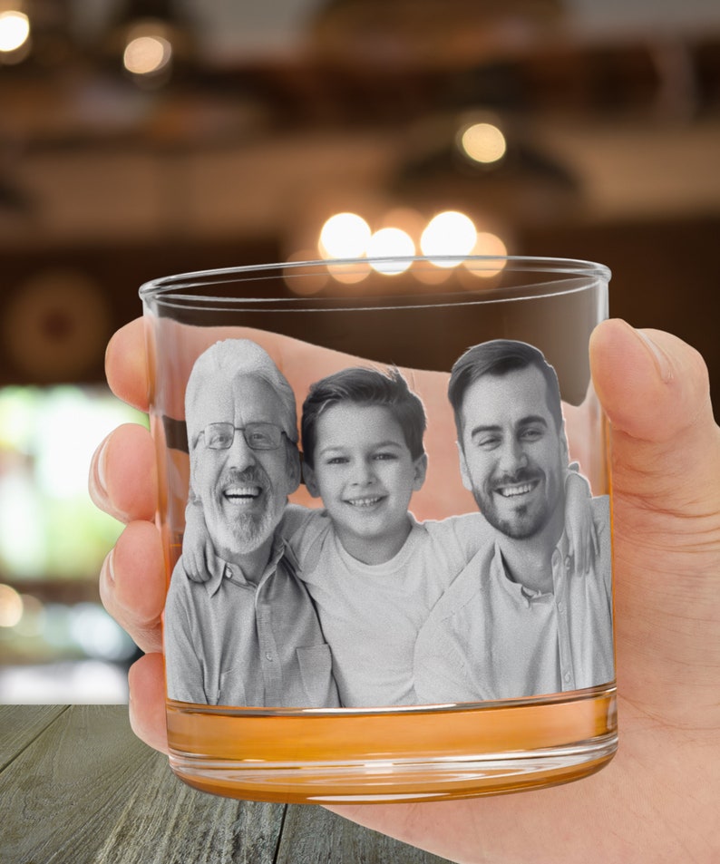 Custom Photo Whiskey Glass Scotch Glasses Rock Personalized Pet Glass Dog Picture Whisky Barware Glassware Gift Unique Bar Gifts Drinking