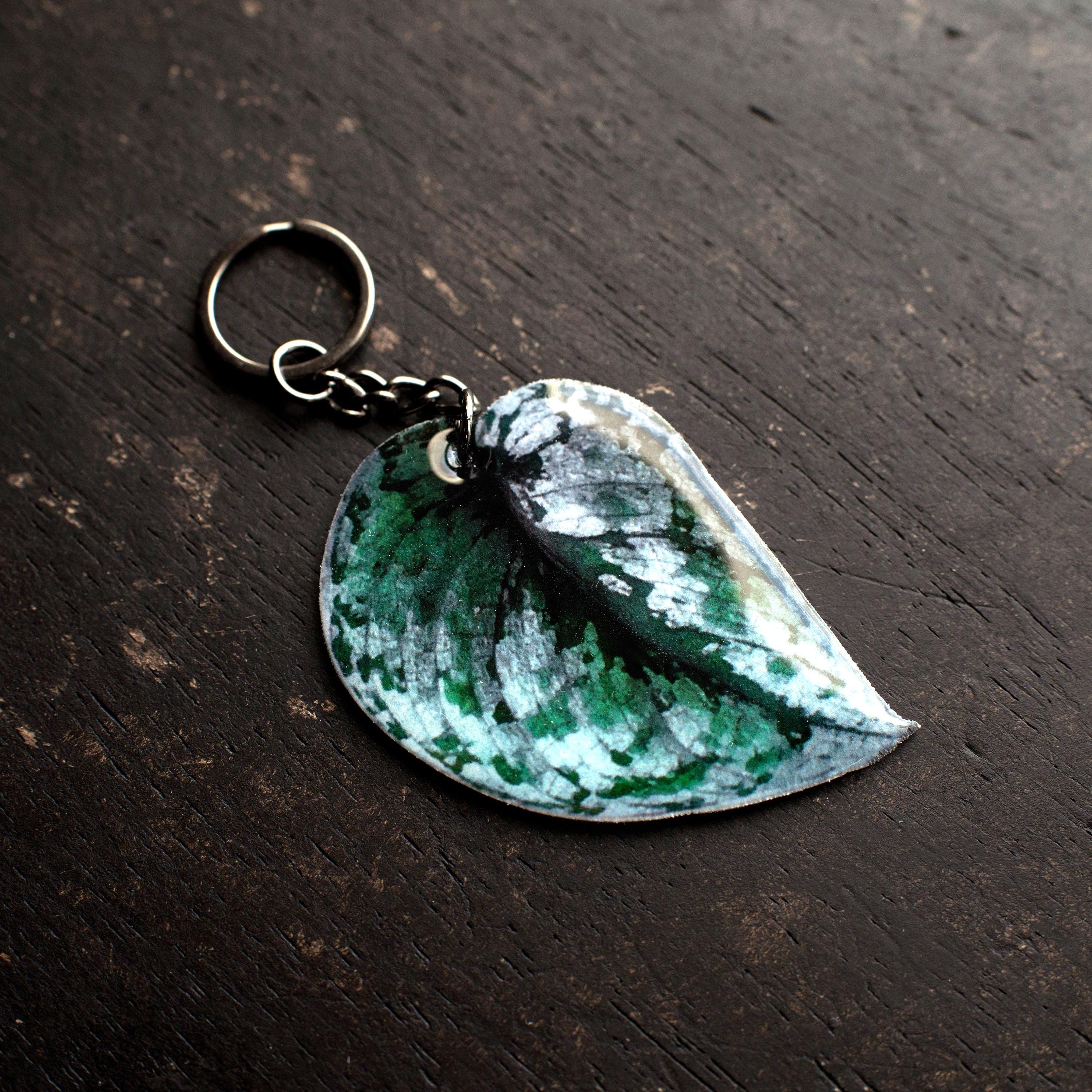 Scindapsus Silver Splash Plant Keychain: Botanical Keyring - Etsy