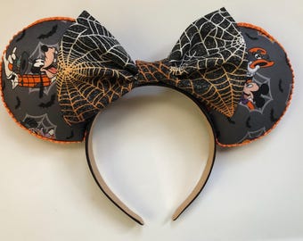 Disney Mickey Mouse Spooky Spider Pumpkins Halloween Handmade Mickey Ears Minnie with Handmade Bow Headband Disney Ready to ship
