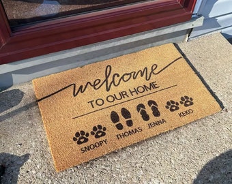 Custom Family & Pet Name Welcome Mat | Custom Names Doormat | Welcome Mat | Housewarming Gift | Pet Lover Gift | New Home Closing Gift