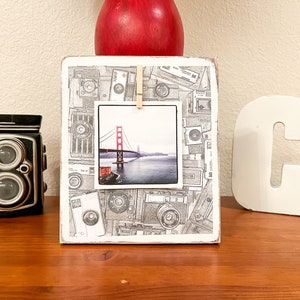 Vintage Camera Print Photo Holder, Photo Decor, Vintage Camera Decor, Photography Gift, Photo on wood, Photo Gift Ideas, Home Decor